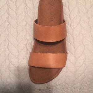 Ted Baker London slip on sandals style magnus.